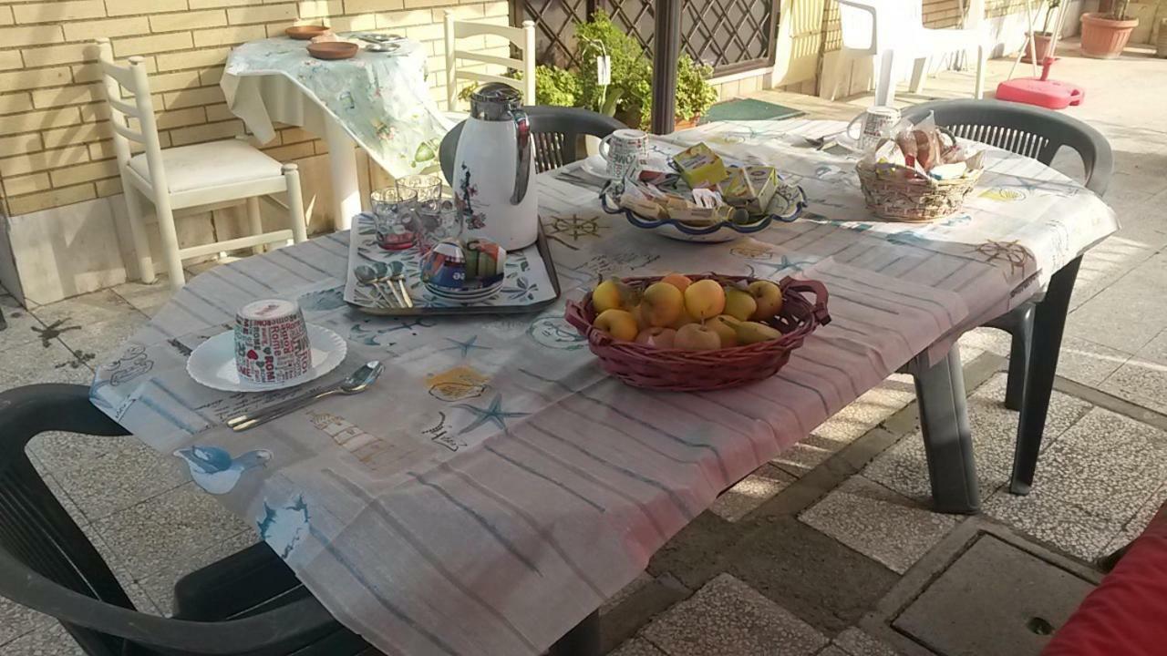 أوستِيا أنتيكا B&B Si Sta Bene المظهر الخارجي الصورة